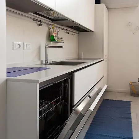 Blue And Cozy Apartment, Via Acri