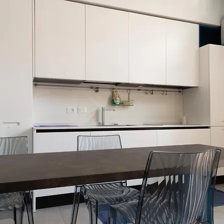 Blue And Cozy Apartment, Via Acri Apartment *