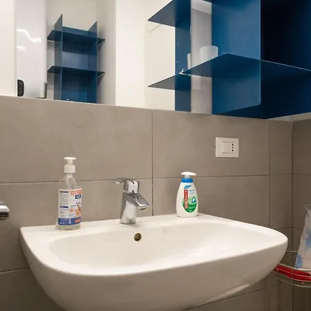 Blue And Cozy Apartment, Via Acri *